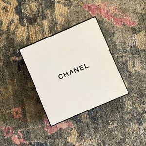 Chanel White and Black Gift Box